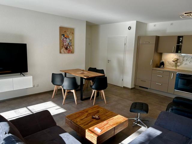 Bright, pretty flat in Mühlenbecker Land, Oranienburg Amsterdam Apartments for Rent
