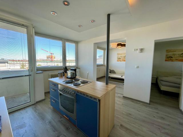 Bright & pretty loft in the heart of town Munich Westend, Munchen Amsterdam Apartments for Rent