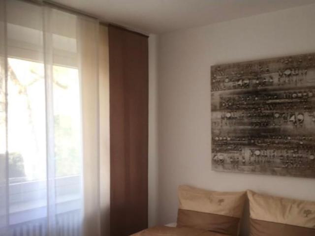 Bright, quiet, attractive 2 room flat in Düsseldorf, Dusseldorf Amsterdam Apartments for Rent