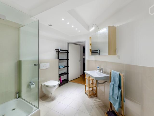 Bright & quiet studio Essen, Essen Amsterdam Apartments for Rent