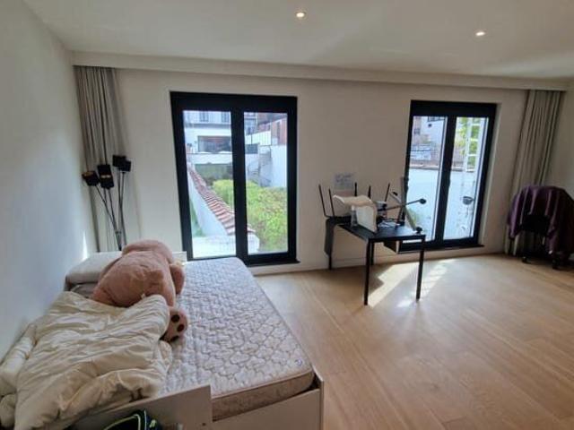 Bright, quiet studio in a small residence