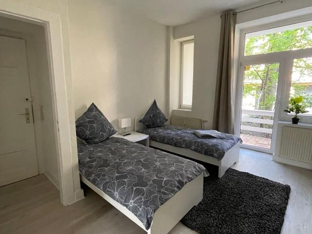 Bright & quiet studio in Dortmund, Dortmund Amsterdam Apartments for Rent