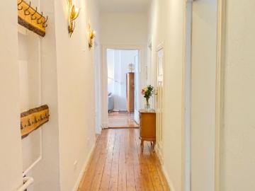 Bright roomy apartment in Neukölln, Berlin Amsterdam Apartments for Rent