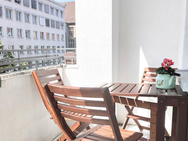 Bright roomy apartment in Neukölln, Berlin Amsterdam Apartments for Rent