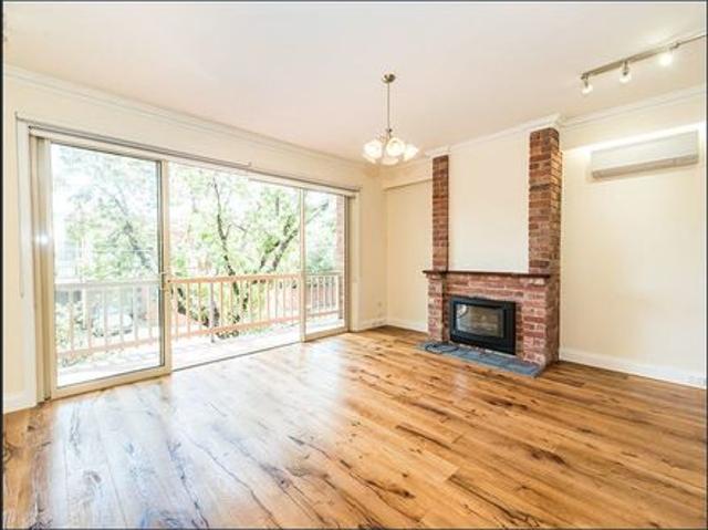 Bright Retreat with House Sized Proportions in Prime Location
