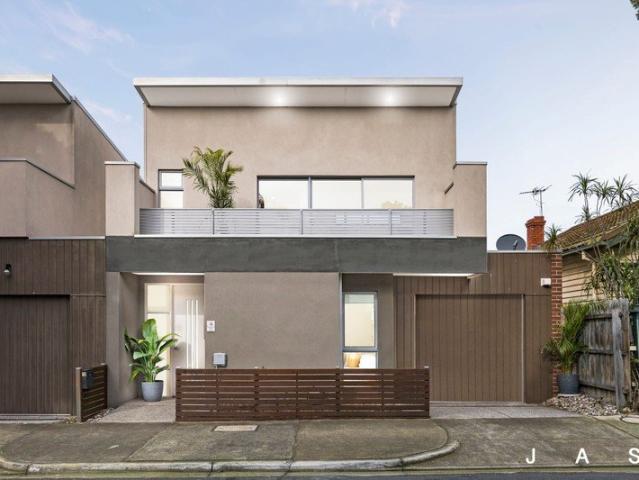 Bright, Refined & Low Maintenance With A Prestige Postcode