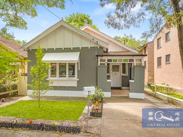 Bright, Refreshed & Ready for Its New Owners!