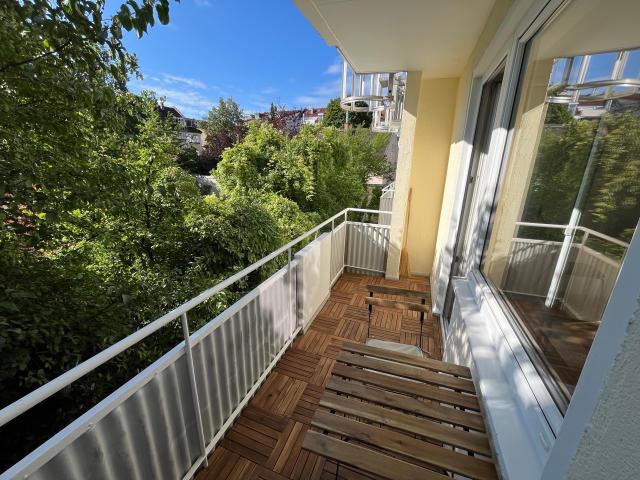 Bright Renovated Quiet Studio with Balcony in Central Munich Giesing