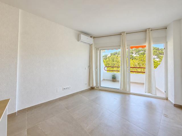 Bright renovated studio with partial sea views in Costa de la Calma