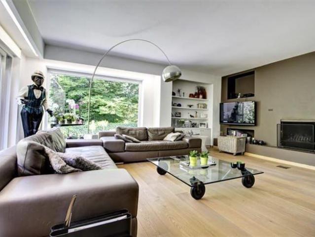 BRIGHT RENOVATED VILLA FOR RENT IN RHODE