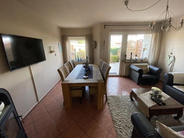 Bright, wonderful house in Hameln, Hameln Amsterdam Apartments for Rent