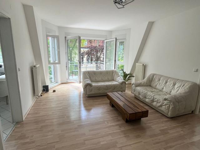 Bright Top Floor Apartment with Large Terrace, Berlin Amsterdam Apartments for Rent