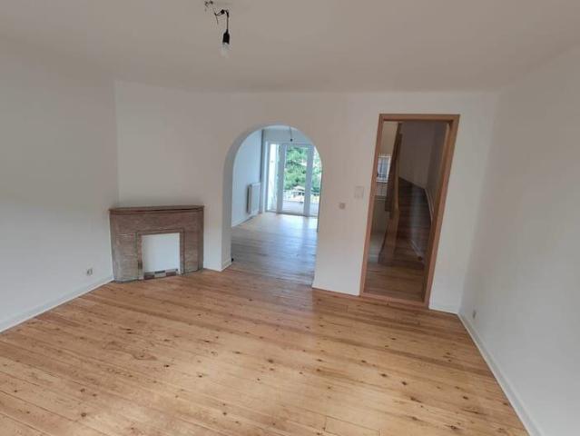Bright triplex with garden
