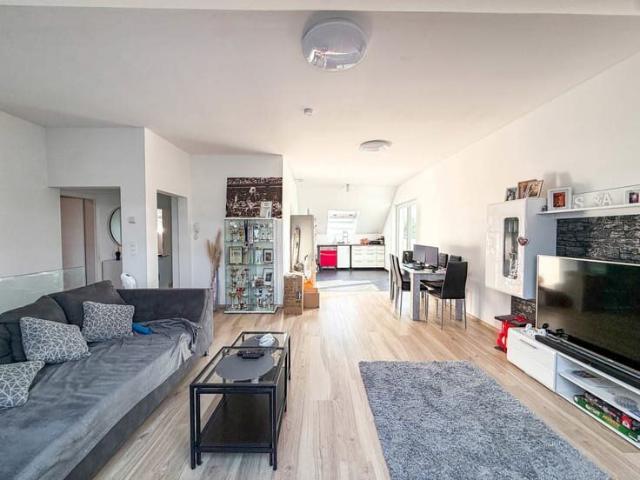 Bright Two Bedroom Apartment with Spacious West Facing Terra
