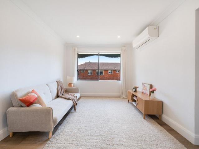 Bright Two Bedroom Parkside Apartment with Balcony in an Intimate Block of Six