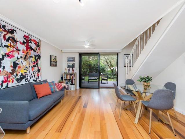 Bright two bedroom townhouse