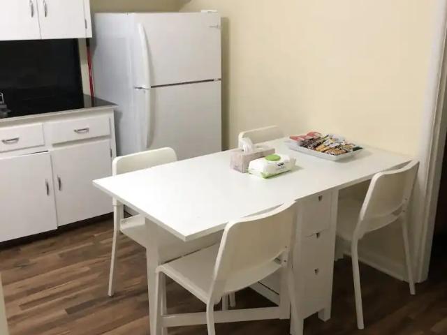 Brightest Basement Suite in Renfrew
