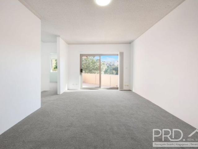 BRIGHTLY RENOVATED TWO BEDROOM UNIT