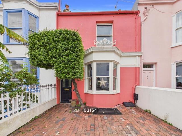 Brighton BN1 4 bed terraced house to rent £3,650 pcm £842 pw
