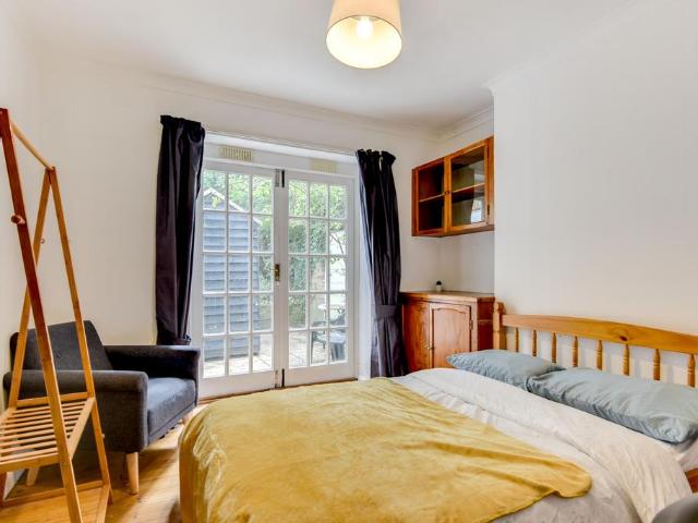 Brighton BN2 1 bed in a house share to rent £647 pcm £149 pw