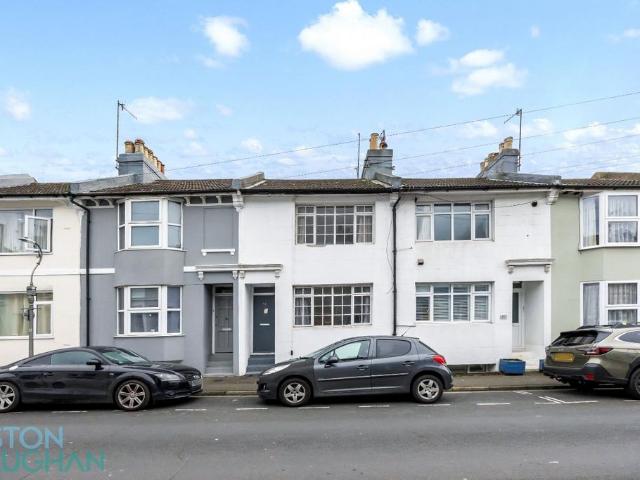 Brighton, East Sussex BN2 5 bed terraced house to rent £638 pcm £147 pw