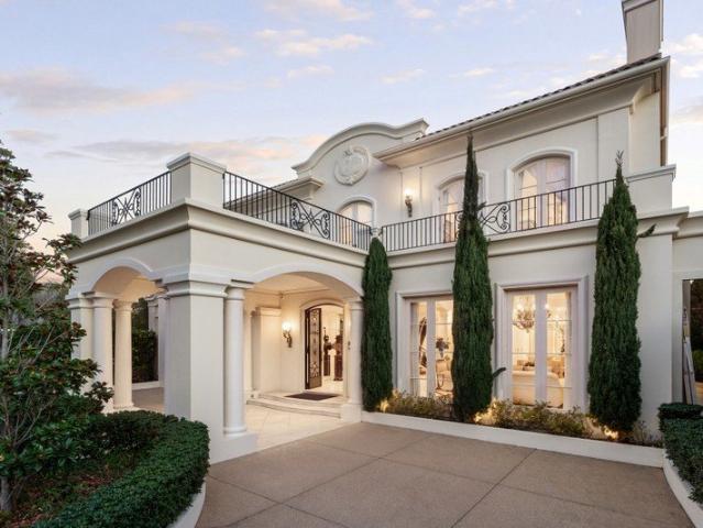 Brighton Golden Mile masterpiece by acclaimed architect Jon Friedrich
