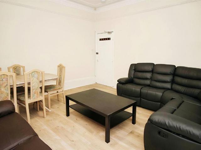 Brighton Grove, Fenham, Newcastle Upon Tyne NE4, 6 bed terraced house to rent, £1,820 pcm | PrimeLocation