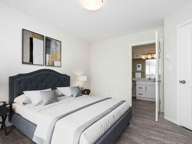 Brighton Heights 1 Bedroom Apartment for Rent at 4 Brighton Lane, Steinbach, MB R5G 2X1