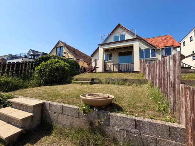 Brighton Road, Lancing BN15, 3 bed flat to rent, £1,750 pcm | PrimeLocation