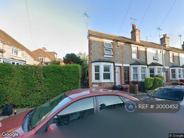 Brighton Road, Reading, RG6 3 bed end of terrace house to rent £1,900 pcm £438 pw