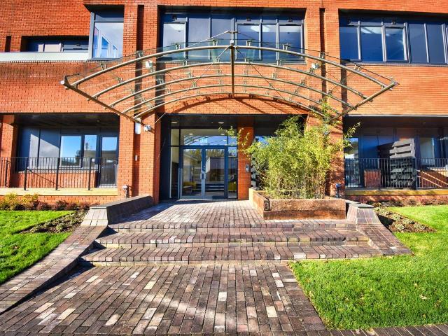 Brighton Road, Redhill RH1, 1 bed flat to rent, £1,300 pcm | PrimeLocation