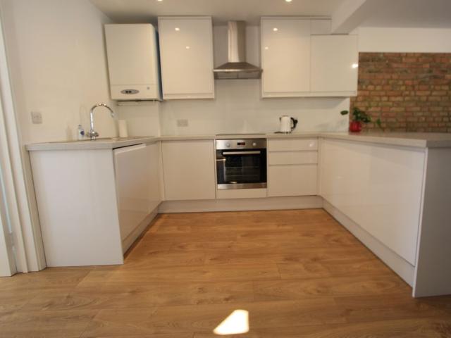 Brighton Road, South Croydon CR2, 2 bed flat to rent, £1,650 pcm | PrimeLocation