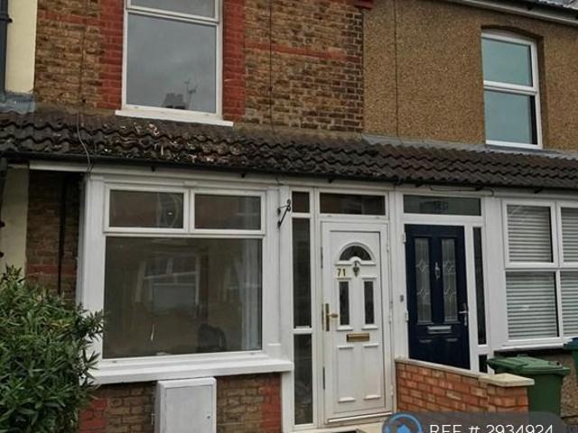 Brighton Road, Watford, WD24 1 bed in a house share to rent £950 pcm £219 pw