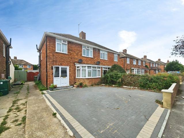 Brightside Avenue, Staines Upon Thames, Surrey TW18, 3 bed semi detached house to rent, £2,000 pcm | PrimeLocation