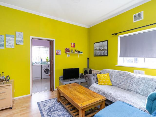 Brigstock Road, Thornton Heath, Croydon CR7, 1 bed flat to rent, £1,400 pcm | PrimeLocation