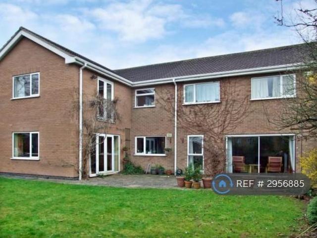 Brill Close, Coventry, CV4 1 bed in a house share to rent £802 pcm £185 pw