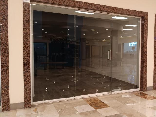 Brilla Comercialmente en Sat?lite, Local de 36.7 m?s tapanco