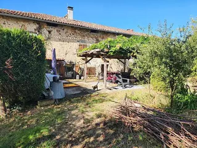 Brillac 16500 Achat / Vente maison 5 pièces t5 terrasse parking
