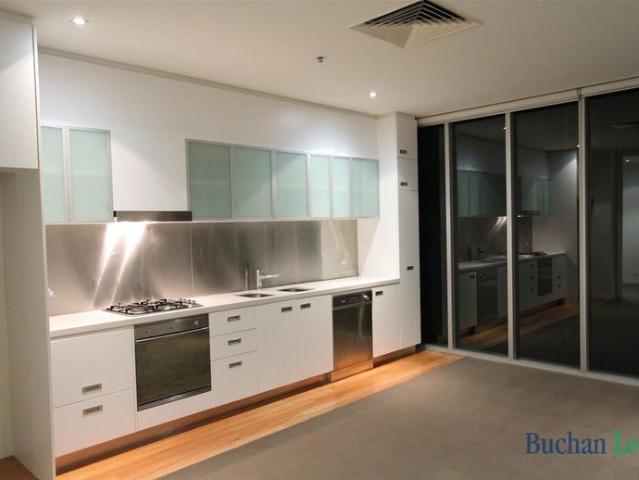 Brilliant city apartment with car park next to David Jones on North Terrace