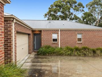 Brilliant First Home/Downsizer with Vista and Room to Grow