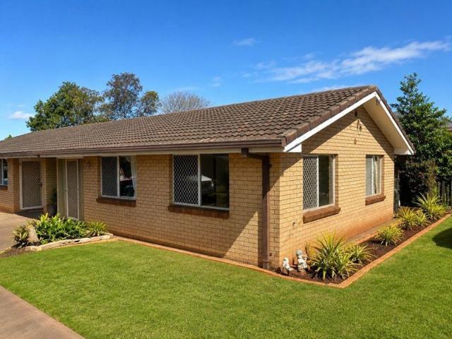~ Brilliant Two bedroom Brick Unit ~