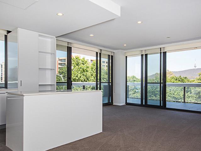 Brilliant Two Bedroom In A Fantastic Location
