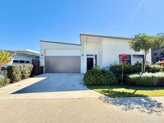 Bring the Caravan/ Boat/ Toys! Ready to Move In!