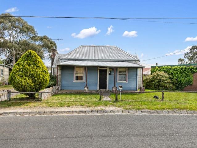 Bring this Cottage back to Life!