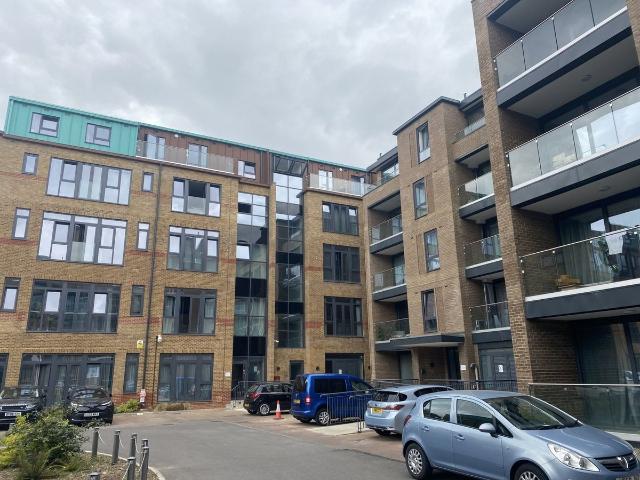 Brindley Place, Uxbridge UB8, Studio to rent, £1,250 pcm | PrimeLocation