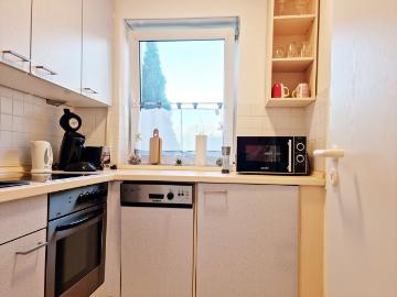 BRISE Business Apartment near Leipziger Messe Porsche BMW DHL WLAN Parking lot, Leipzig Amsterdam Apartments for Rent