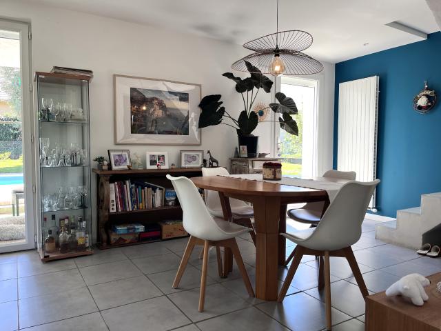 BRISON SAINT INNOCENT Maison familiale avec piscine et studio indépendant