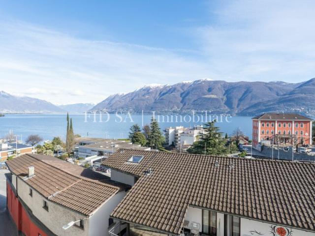 BRISSAGO Appartamento di 2.5 locali con vista lago a pochi passi dal lago