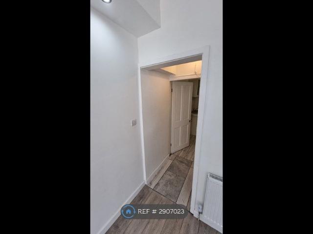 Bristow Road, Hounslow TW3, Studio to rent, £1,100 pcm | PrimeLocation