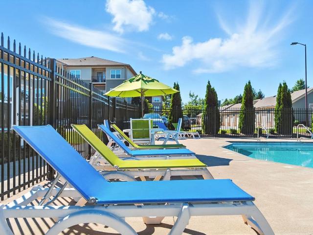 Bristol Bluffs Lp 2 Bedroom Apartment for Rent at 6015 Bristol Bluffs Cir, Louisville, KY 40299